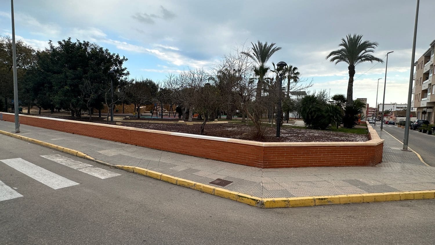 Mark till salu i Los Montesinos - 378 000 € (Ref: 8168276)