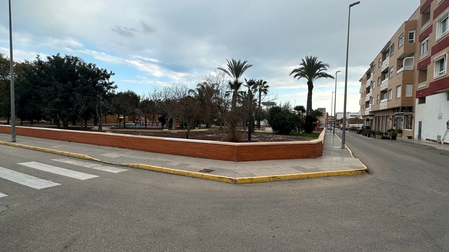 Mark till salu i Los Montesinos - 378 000 € (Ref: 8168276)