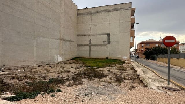 Grond te koop in Los Montesinos - € 310.000 (Ref: 8168277)