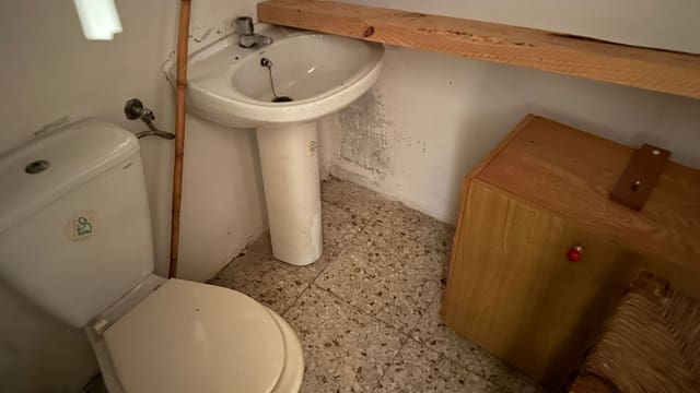 Commercial for sale in Almoradí - € 59,900 (Ref: 8246920)