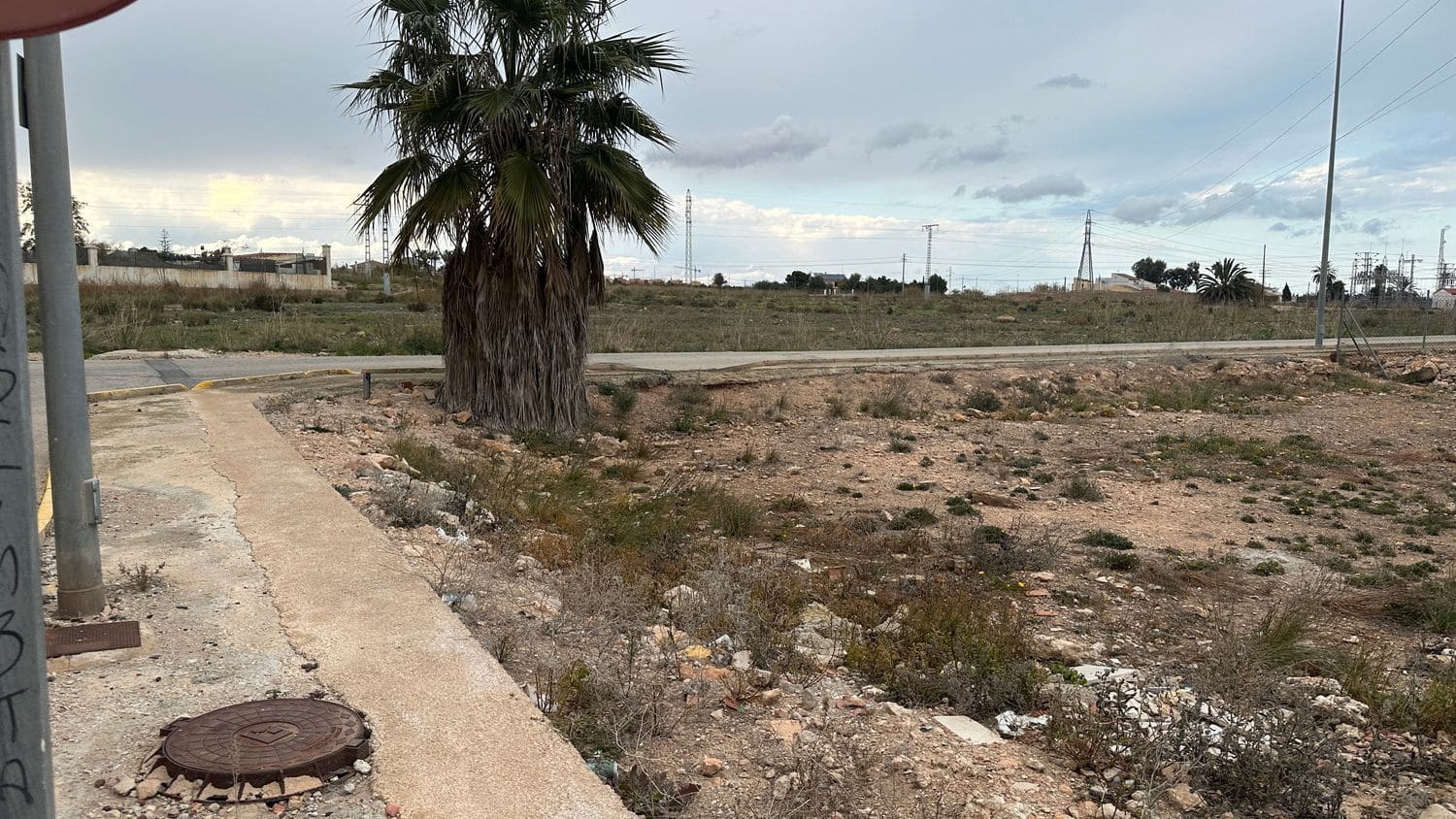 Mark till salu i Los Montesinos - 189 000 € (Ref: 8302399)