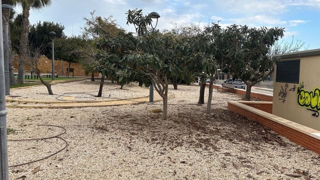 Grond te koop in Los Montesinos - € 189.000 (Ref: 8302399)