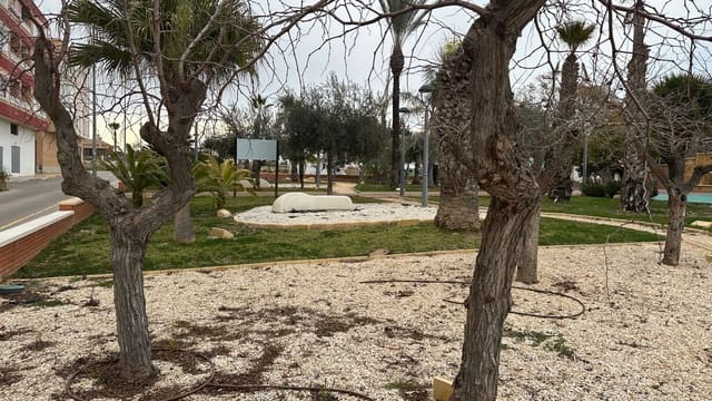 Grond te koop in Los Montesinos - € 189.000 (Ref: 8302399)