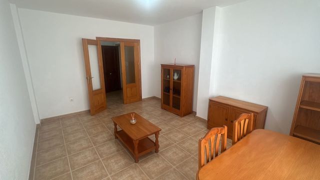 3 chambre Appartement à vendre à Daya Nueva avec garage - 89 000 € (Ref: 8459347)