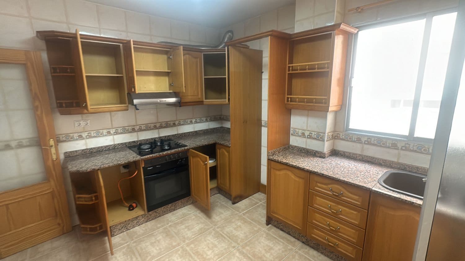 3 chambre Appartement à vendre à Daya Nueva avec garage - 89 000 € (Ref: 8459347)