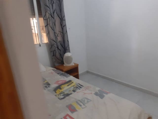 4 quarto Casa em Banda para venda em El Chaparral - La Siesta - La Torreta, Torrevieja com piscina - 162 000 € (Ref: 8473525)