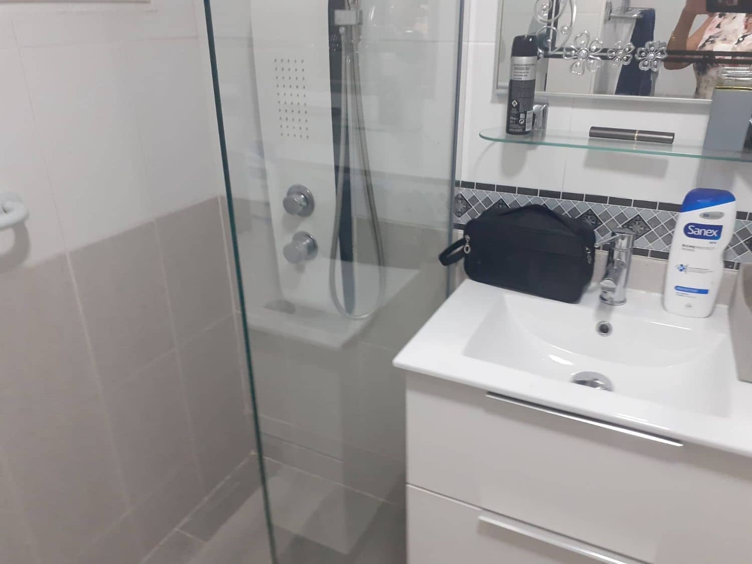 4 quarto Casa em Banda para venda em Torrevieja com piscina - 162 000 € (Ref: 8473525)