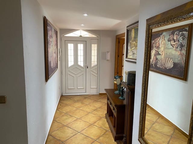 7 chambre Villa/Maison à vendre à Almoradí avec garage - 490 000 € (Ref: 8576215)