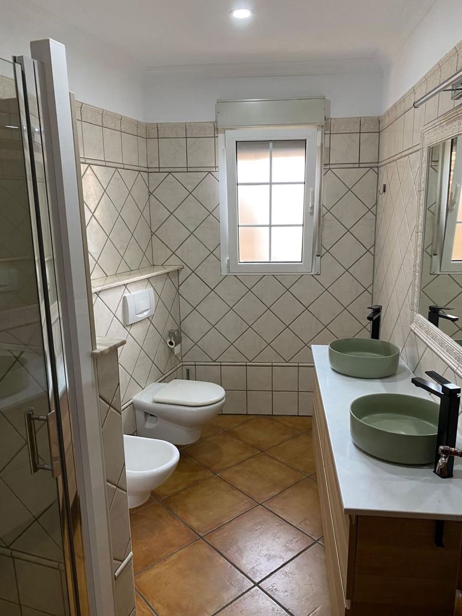 7 chambre Villa/Maison à vendre à Almoradi avec garage - 490 000 € (Ref: 8576215)