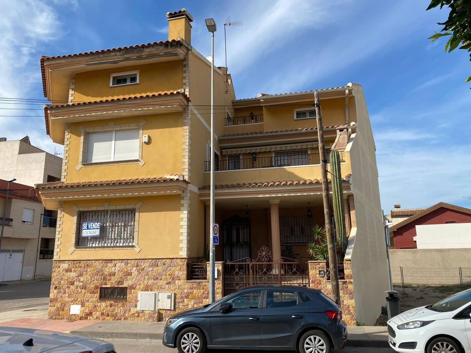 7 chambre Villa/Maison à vendre à Almoradi avec garage - 490 000 € (Ref: 8576215)