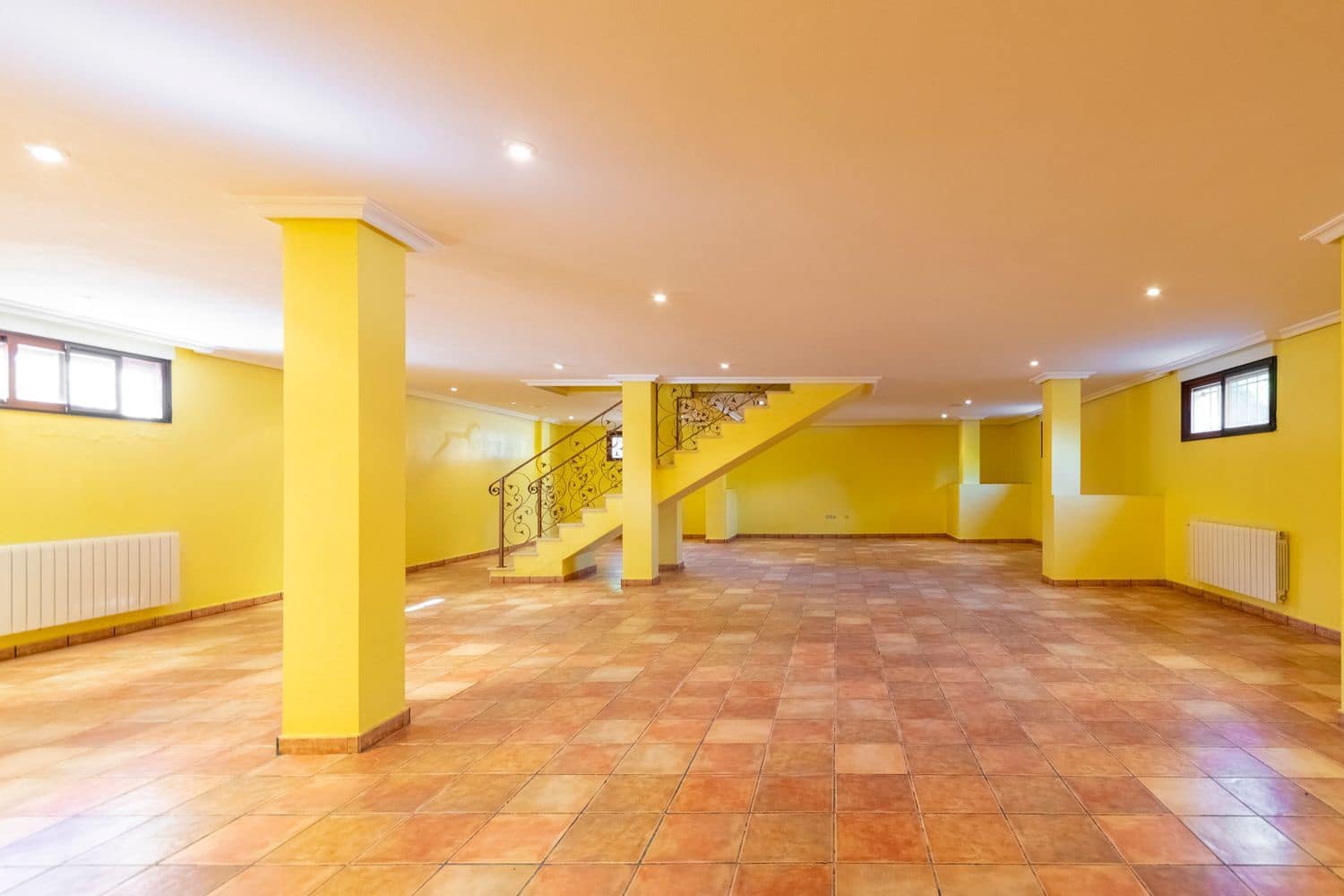 3 soveværelse Finca/Landehus til salg i Orihuela med swimmingpool garage - € 800.000 (Ref: 8583732)