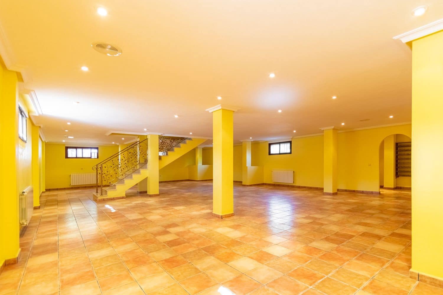 3 soveværelse Finca/Landehus til salg i Orihuela med swimmingpool garage - € 800.000 (Ref: 8583732)