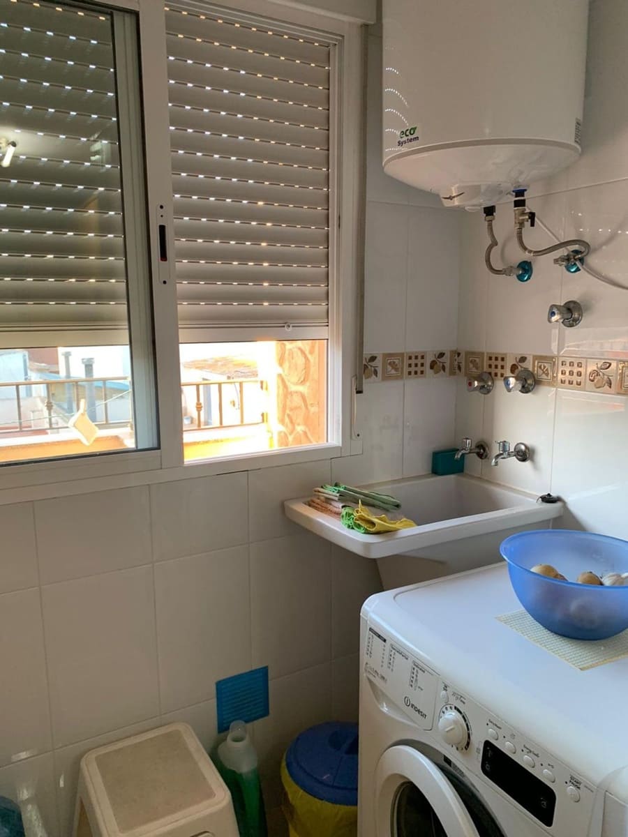 2 slaapkamer Appartement te koop in Almoradi met garage - € 130.000 (Ref: 8682087)
