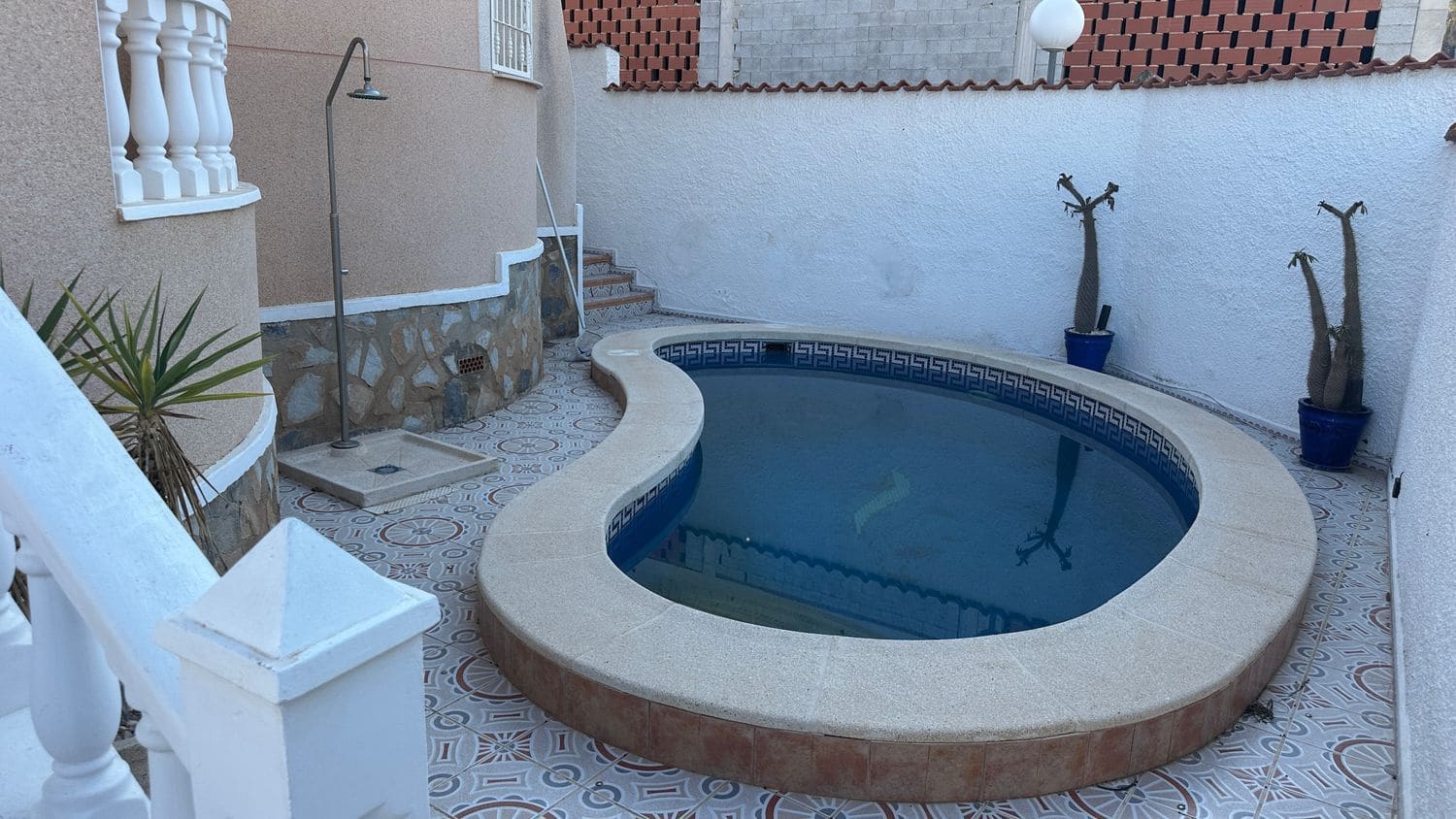 3 bedroom Villa for sale in Rojales with pool garage - € 254,000 (Ref: 8800511)