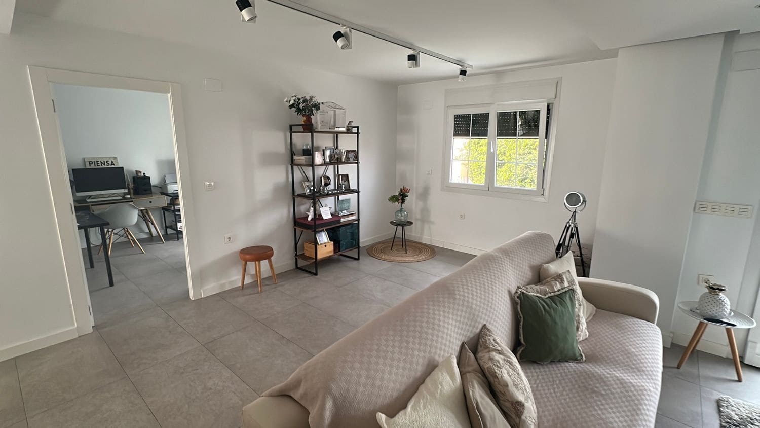 3 bedroom Apartment for sale in Jacarilla - € 235,000 (Ref: 8840583)