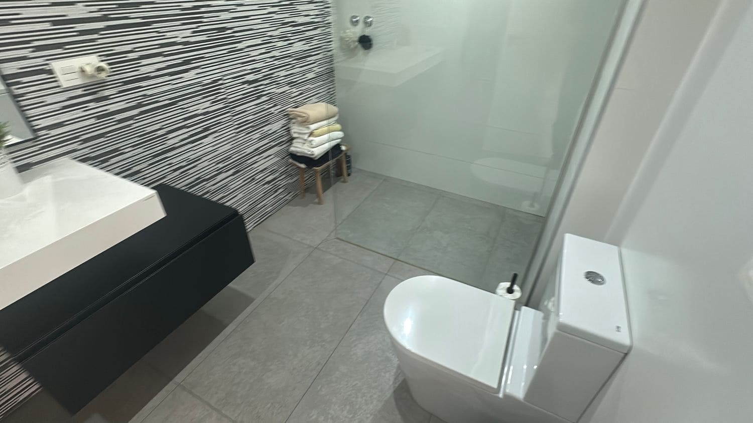 3 bedroom Apartment for sale in Jacarilla - € 235,000 (Ref: 8840583)