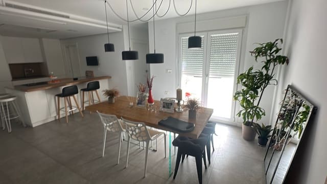 3 makuuhuone Huoneisto myytävänä paikassa Jacarilla - 235 000 € (Ref: 8840583)