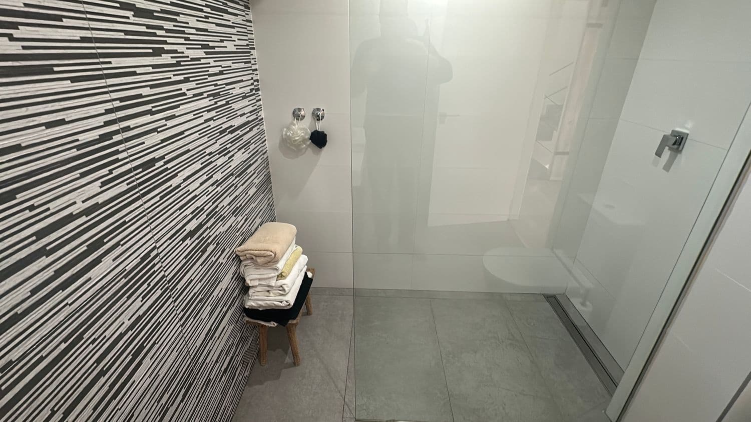 3 bedroom Apartment for sale in Jacarilla - € 235,000 (Ref: 8840583)