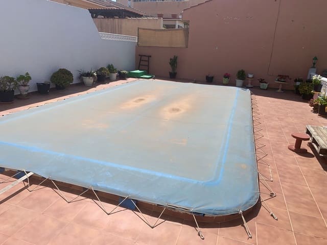 3 bedroom Villa for sale in Benijófar with pool - € 260,000 (Ref: 8917714)