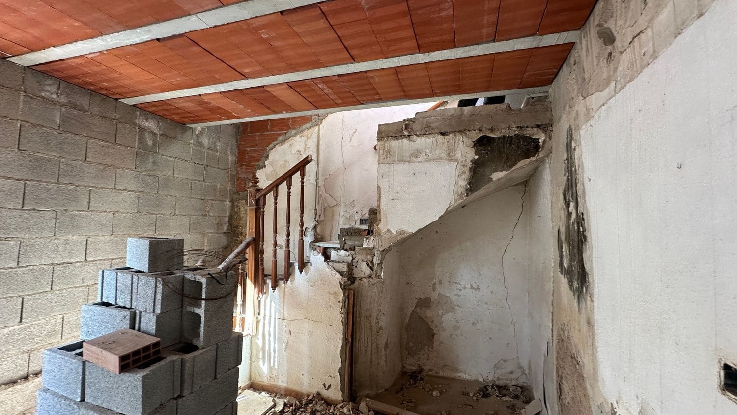 2 bedroom Townhouse for sale in Formentera del Segura with garage - € 79,000 (Ref: 8925928)