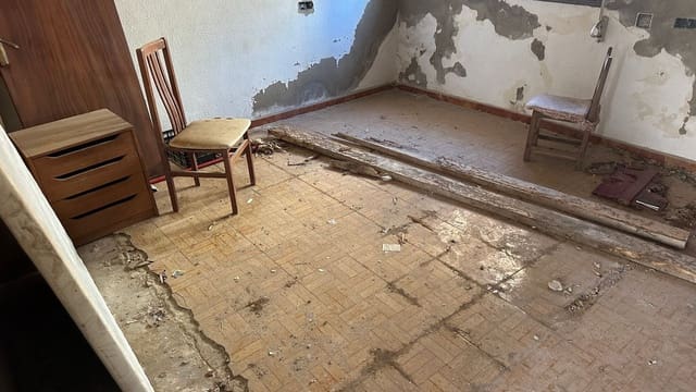 2 soveværelse Byhus til salg i Formentera del Segura med garage - € 79.000 (Ref: 8925928)