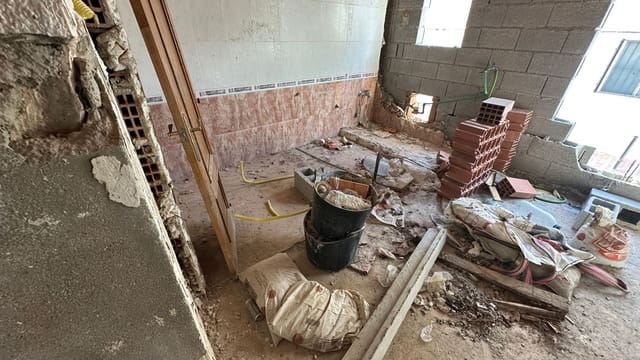 2 soveværelse Byhus til salg i Formentera del Segura med garage - € 79.000 (Ref: 8925928)