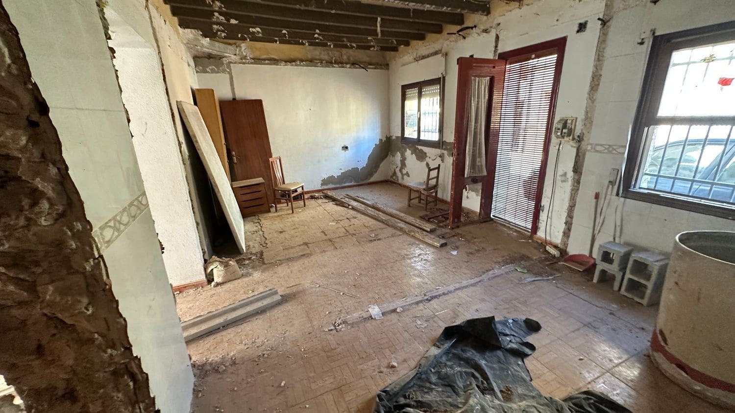 2 bedroom Townhouse for sale in Formentera del Segura with garage - € 79,000 (Ref: 8925928)