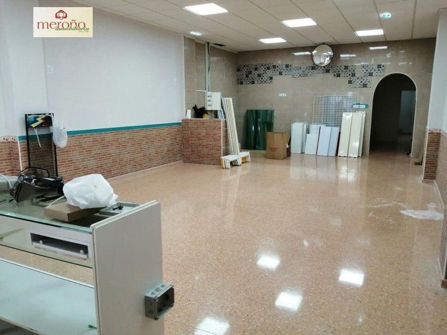 Gewerbe zu verkaufen in Elche / Elx - 89.000 € (Ref: 8938378)