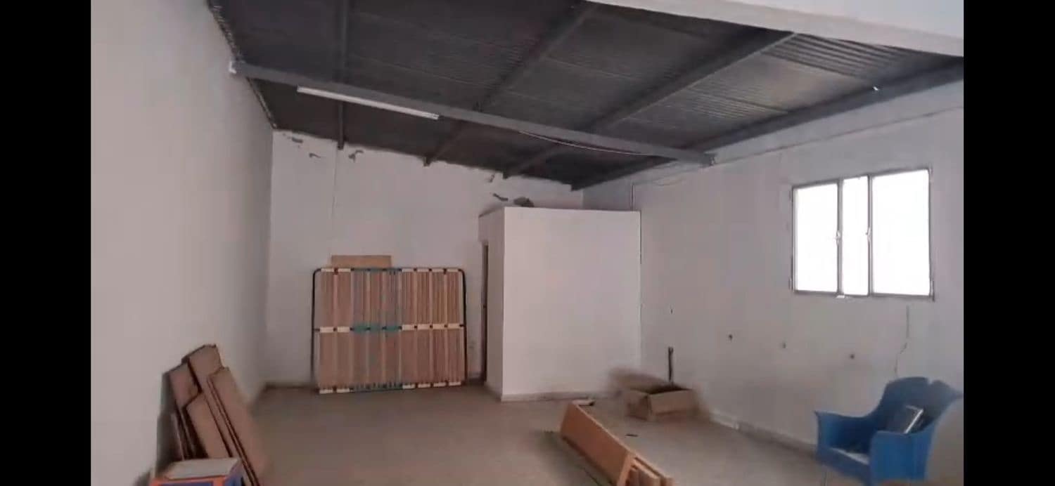 Garage til salg i Redovan - € 79.000 (Ref: 8982009)