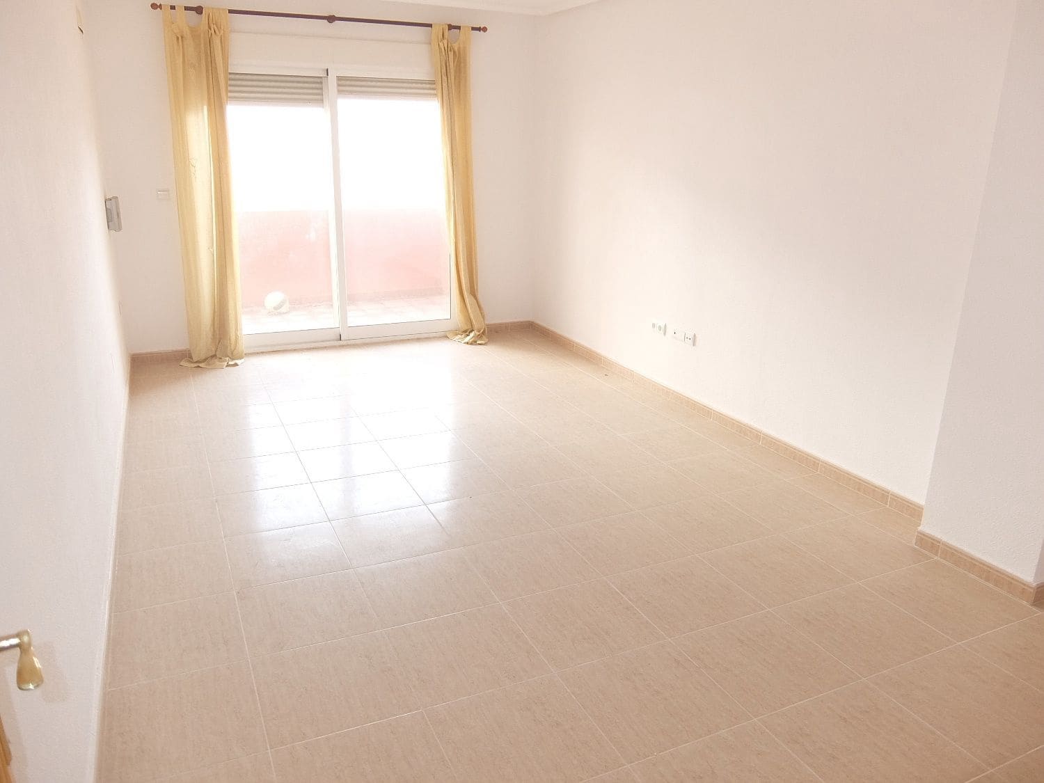 2 soverom Leilighet til salgs i Almoradi med svømmebasseng - € 95 000 (Ref: 9113730)