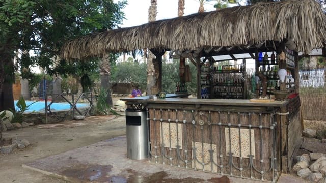 2 soveværelse Finca/Landehus til leje i Molins - Campaneta - San Bartolomé, Orihuela med swimmingpool garage - € 1.500 (Ref: 9126495)