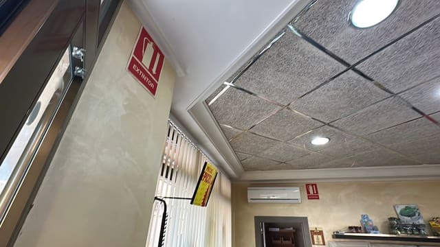 Local Commercial à vendre à Rafal - 116 000 € (Ref: 9127952)