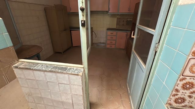 9 sypialnia Finka/Dom wiejski na sprzedaż w Rafal z garażem - 215 000 € (Ref: 9175989)