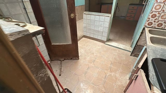 9 sypialnia Finka/Dom wiejski na sprzedaż w Rafal z garażem - 215 000 € (Ref: 9175989)