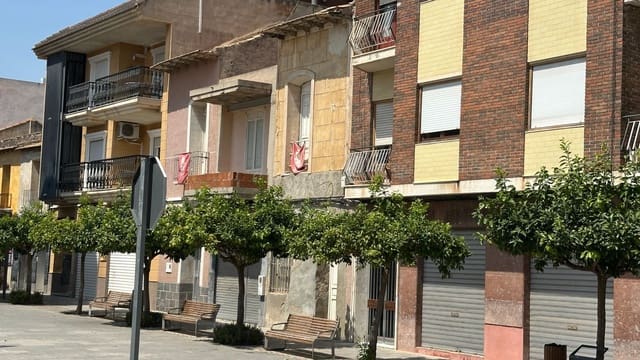 9 sypialnia Finka/Dom wiejski na sprzedaż w Rafal z garażem - 215 000 € (Ref: 9175989)