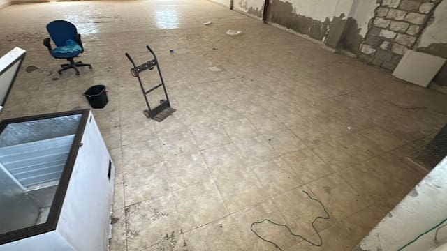 Commercial for rent in Molins - Campaneta - San Bartolomé, Orihuela - € 850 (Ref: 9290946)