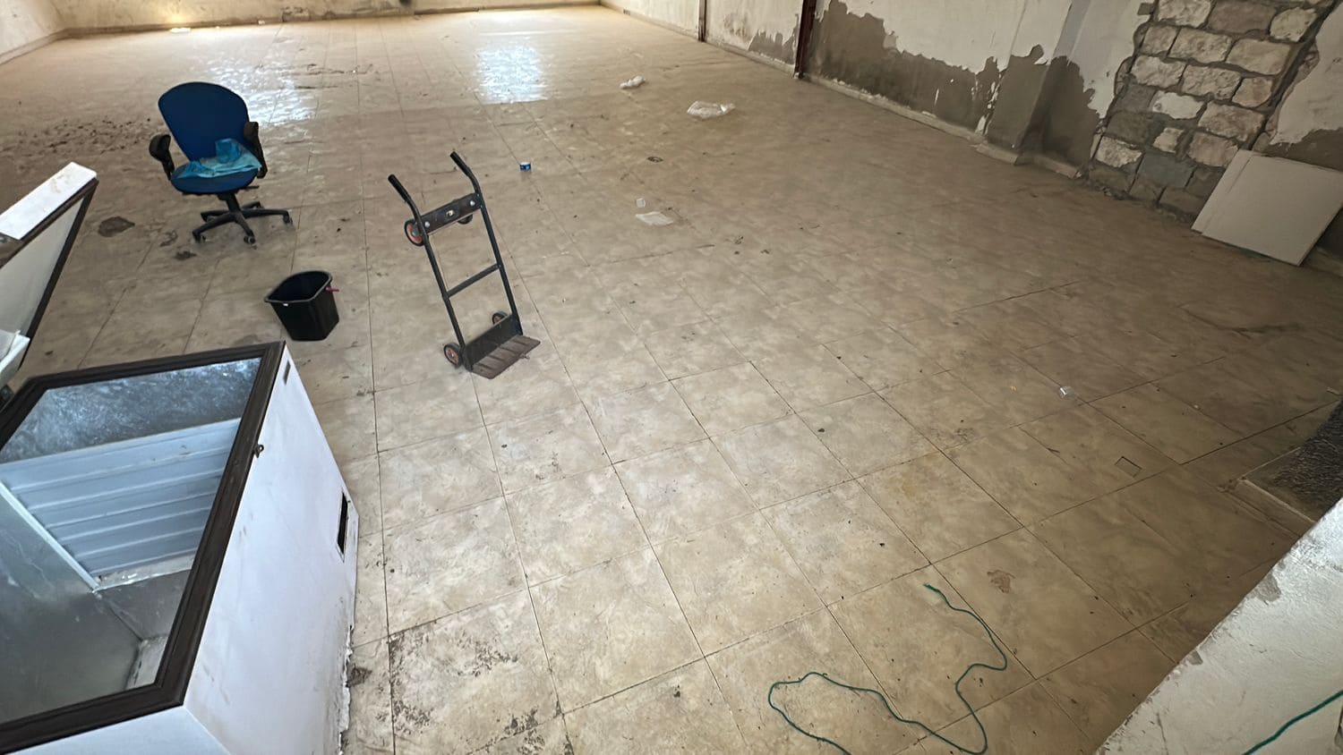 Erhverv til leje i Orihuela - € 850 (Ref: 9290946)