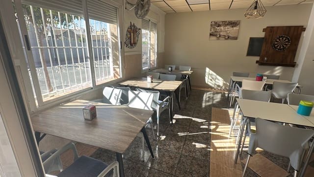 Restaurant/Bar til leje i Formentera del Segura - € 600 (Ref: 9404447)