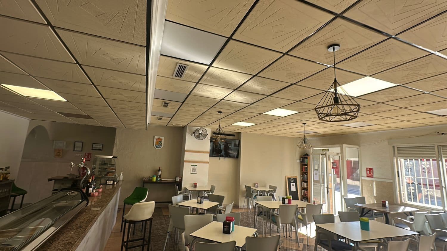 Restaurant/Bar til leje i Formentera del Segura - € 600 (Ref: 9404447)