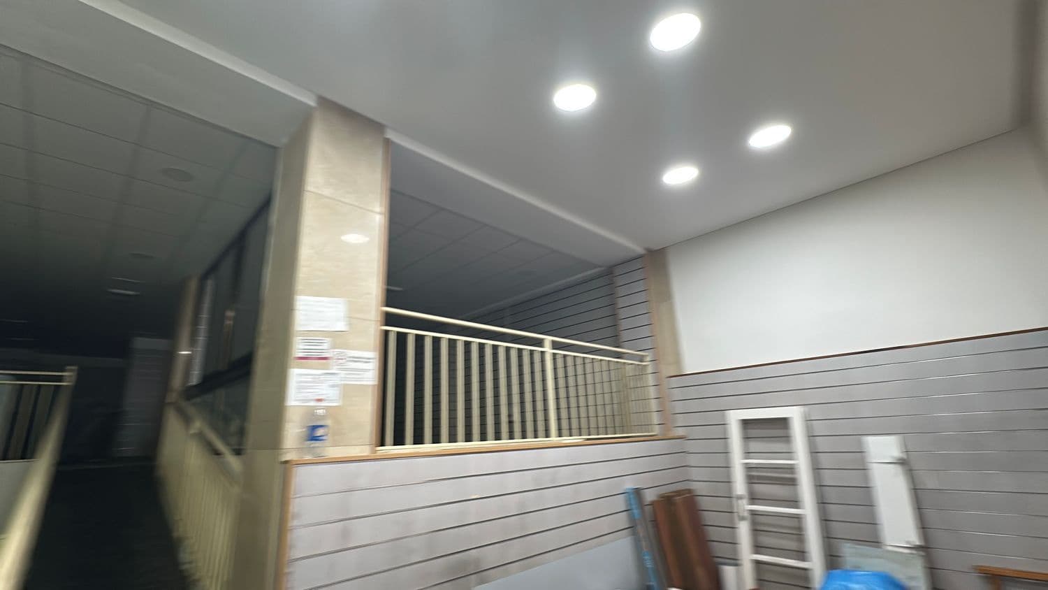 Kommersiell att hyra i Almoradi - 1 500 € (Ref: 9404448)