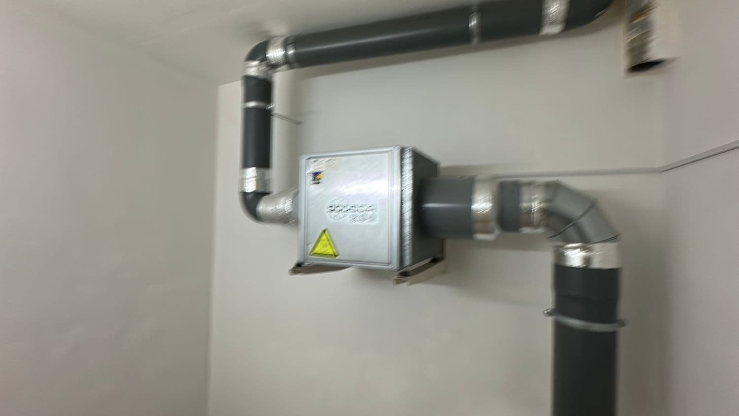 Kommersiell att hyra i Almoradi - 1 500 € (Ref: 9404448)