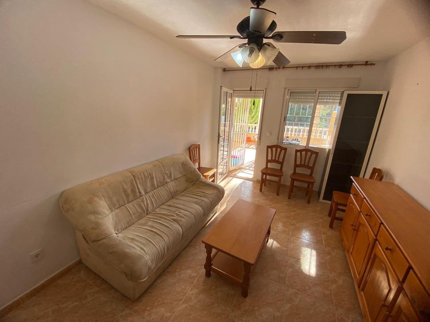 3 chambre Appartement à vendre à Guardamar del Segura avec piscine garage - 367 500 € (Ref: 9429121)