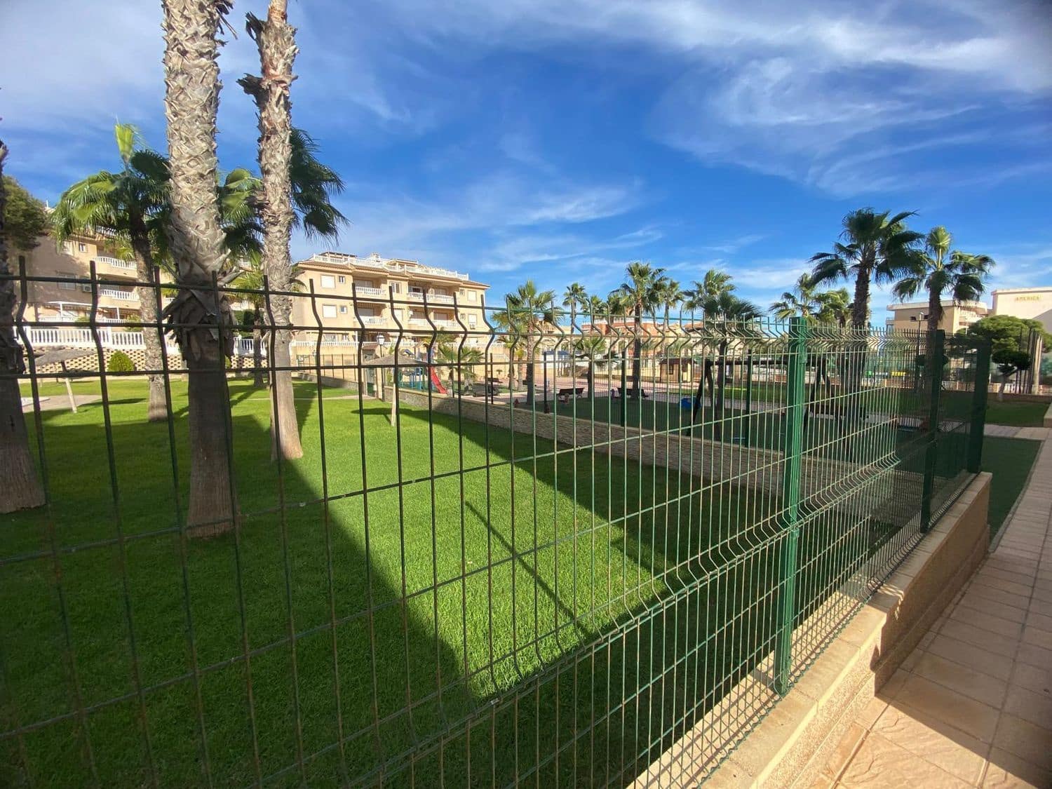 3 chambre Appartement à vendre à Guardamar del Segura avec piscine garage - 367 500 € (Ref: 9429121)