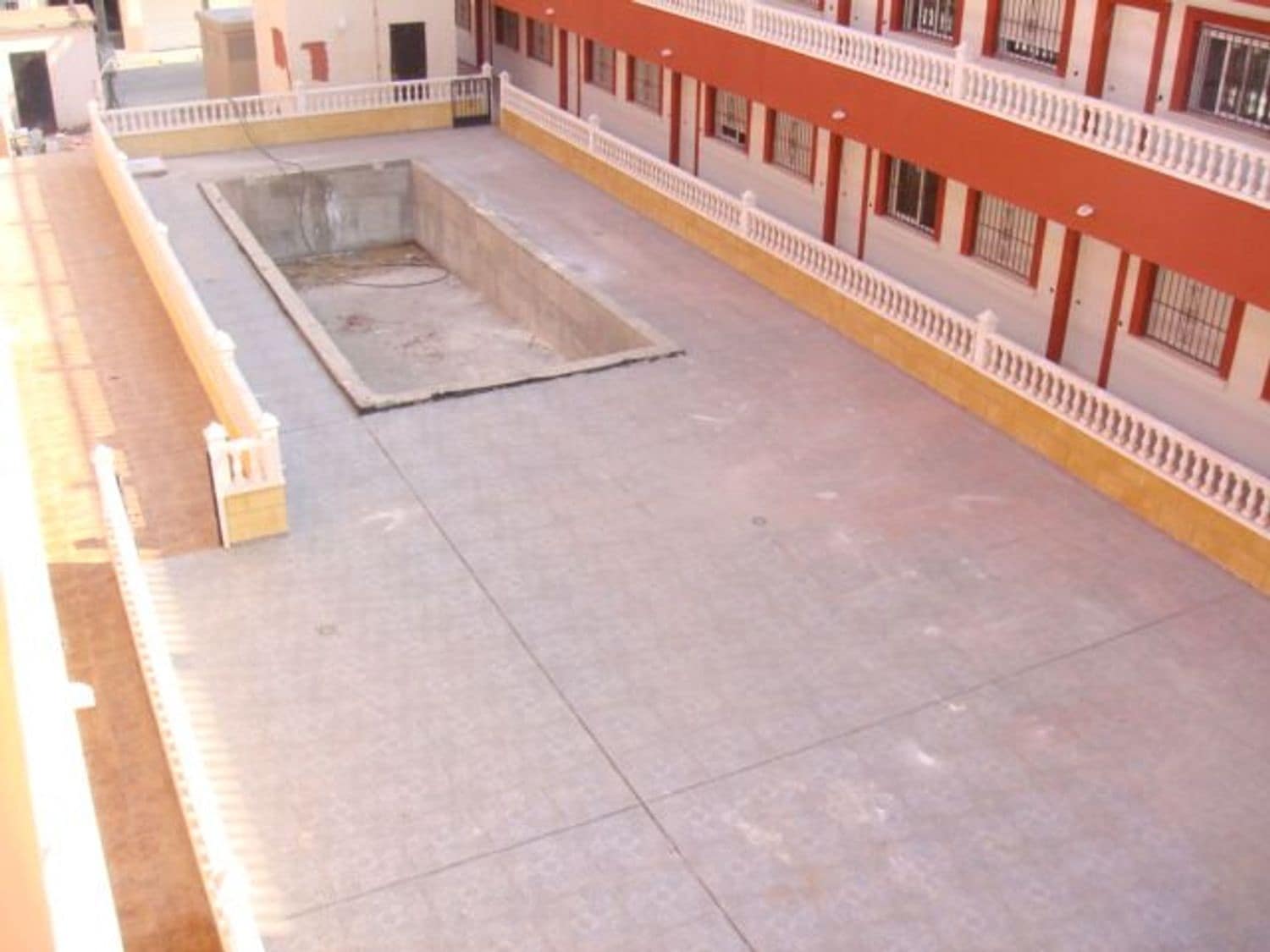 1 sypialnia Apartament na sprzedaż w Rafal z basenem garażem - 85 000 € (Ref: 9460927)