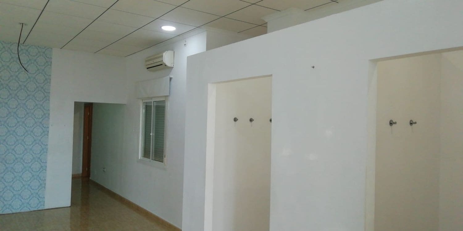 Commerciale da affittare in Formentera del Segura - 350 € (Rif: 9536634)