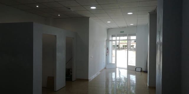 Commerciale da affittare in Formentera del Segura - 350 € (Rif: 9536634)