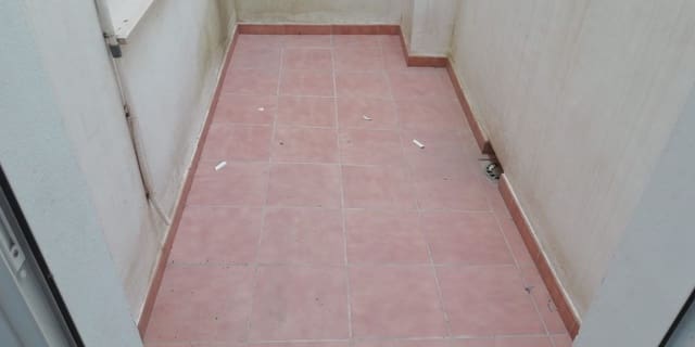 Commerciale da affittare in Formentera del Segura - 350 € (Rif: 9536634)