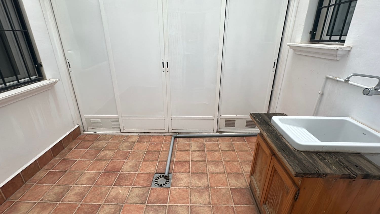 3 Zimmer Apartment zu vermieten in Almoradi mit Garage - 700 € (Ref: 9560873)