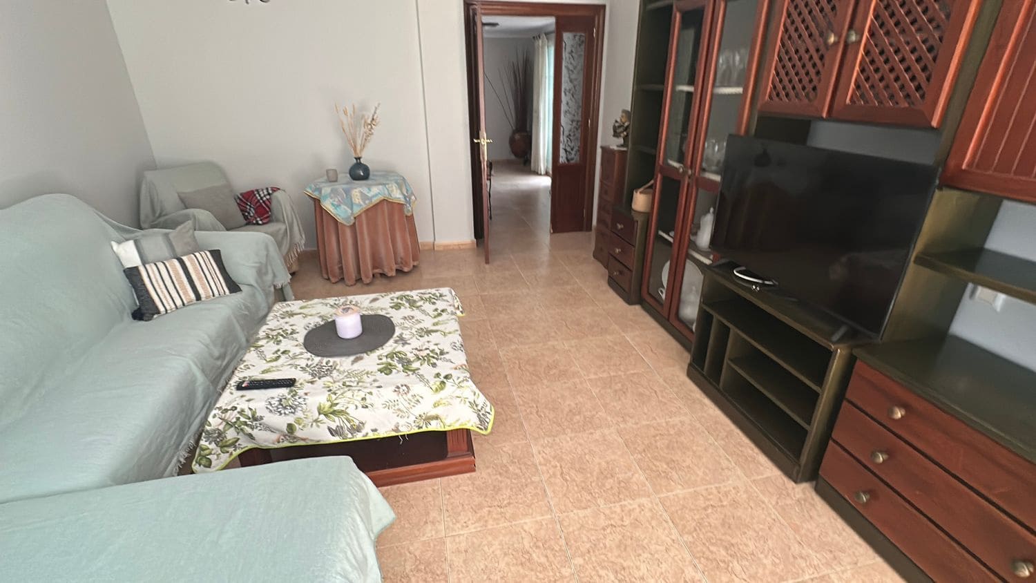 3 Zimmer Apartment zu vermieten in Almoradi mit Garage - 700 € (Ref: 9560873)