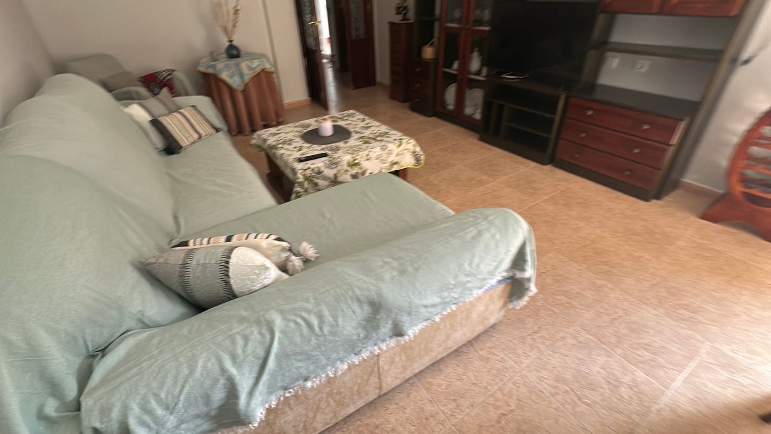 3 Zimmer Apartment zu vermieten in Almoradi mit Garage - 700 € (Ref: 9560873)